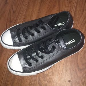 Converse in good condition